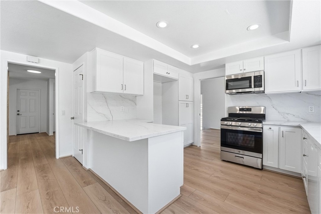 845 Woodcrest - Photo 8