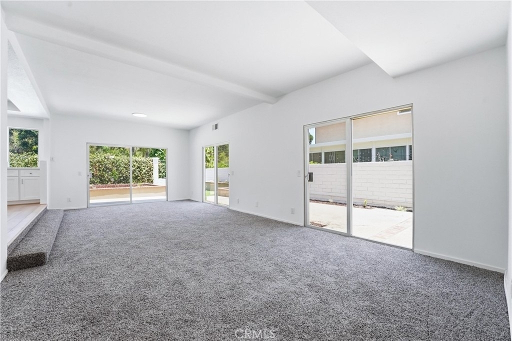 845 Woodcrest - Photo 13