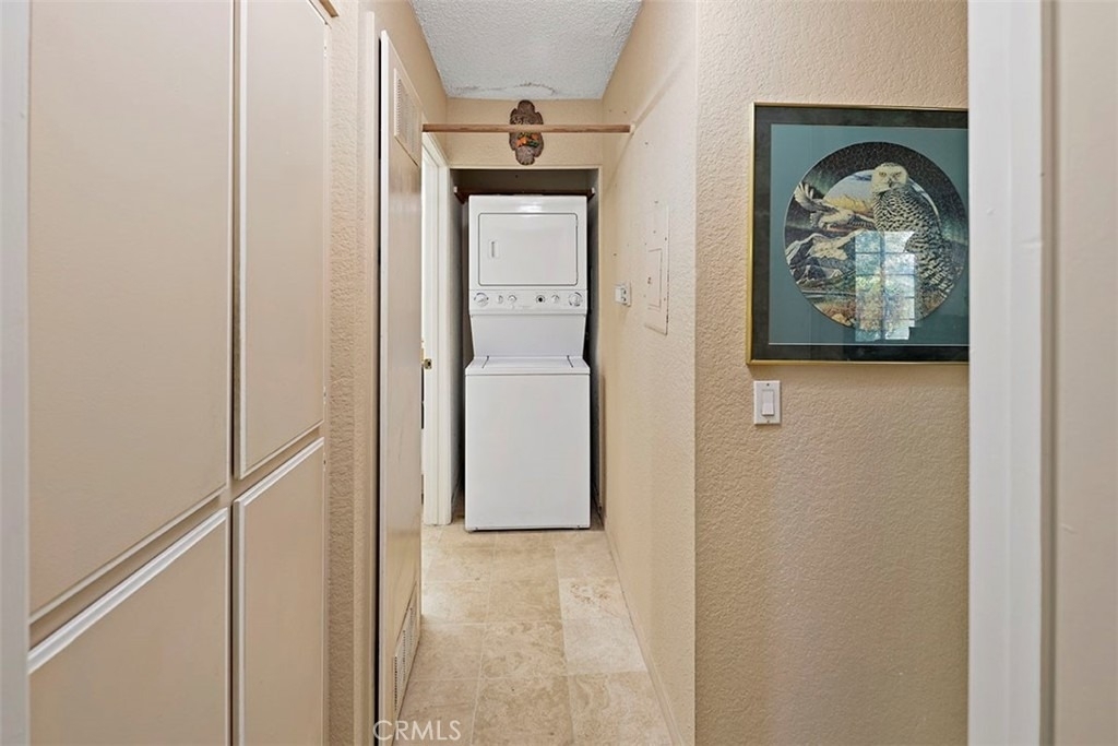 1440 Brett Place - Photo 9