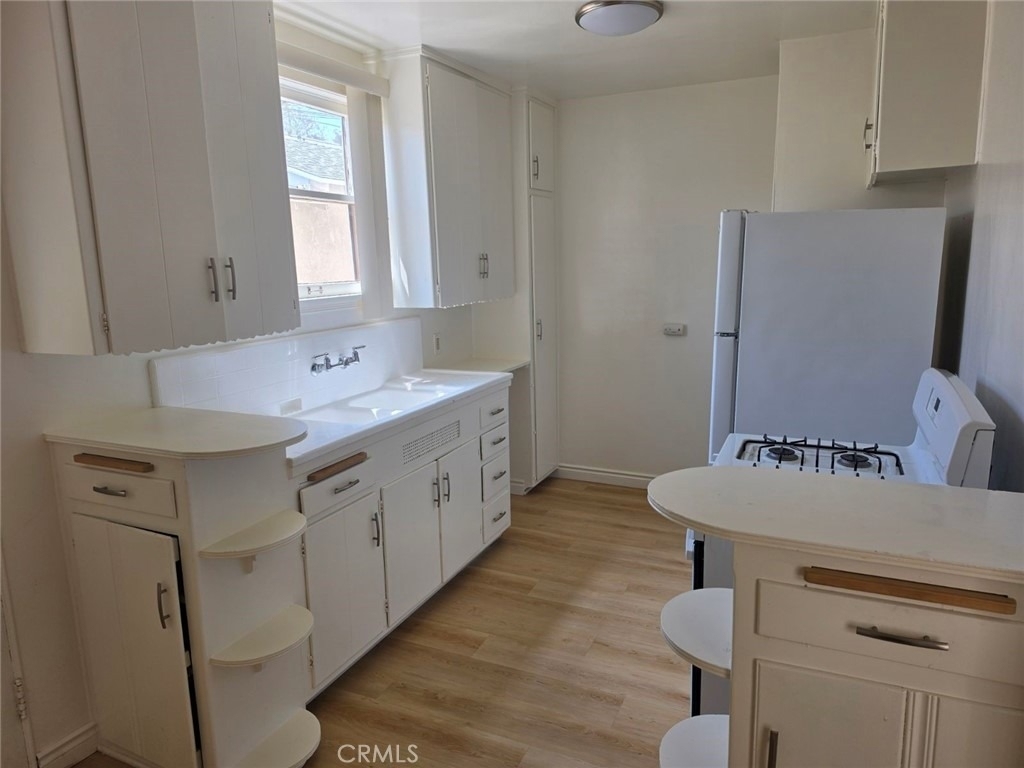 633 Park Avenue - Photo 8