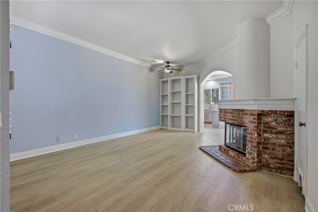 26201 Sunnyglen Avenue - Photo 2