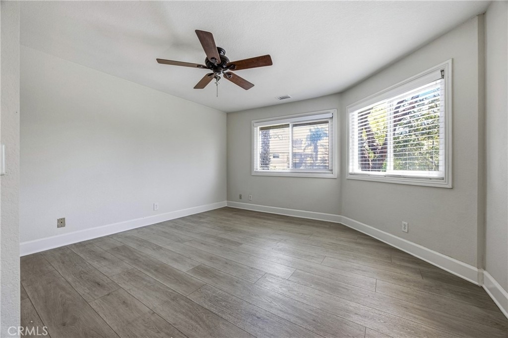 26201 Sunnyglen Avenue - Photo 12