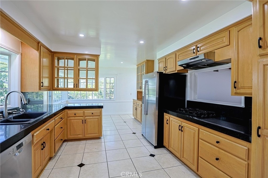 1200 W Rowan - Photo 10