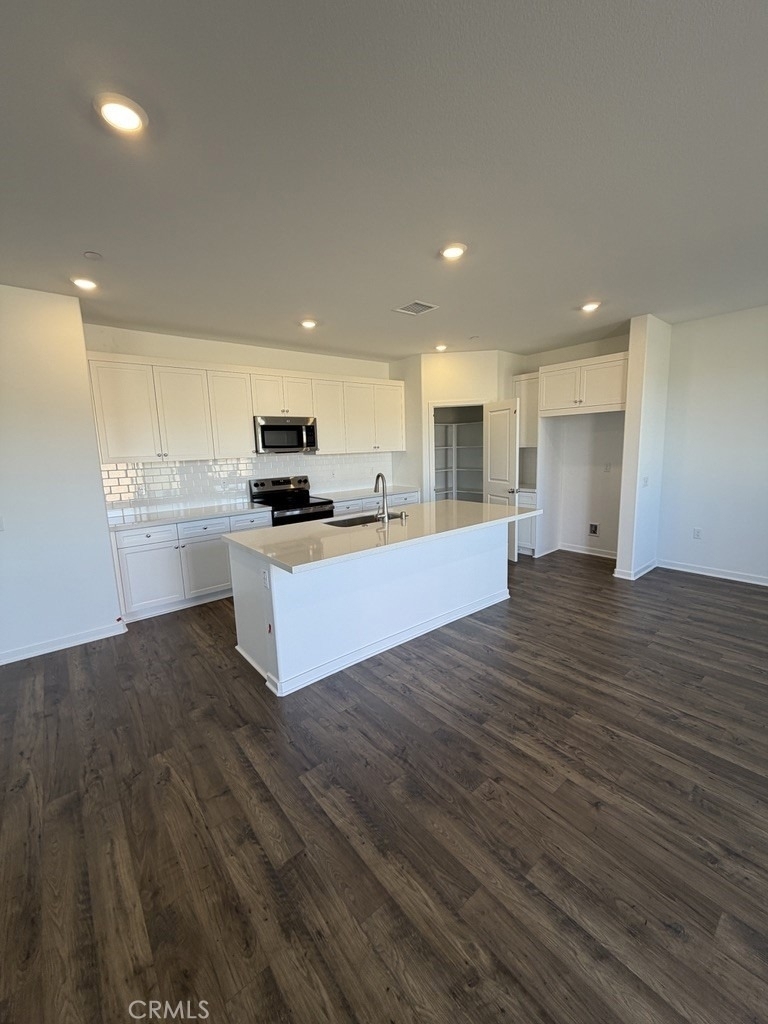 9567 E Silverstein Dr - Photo 5