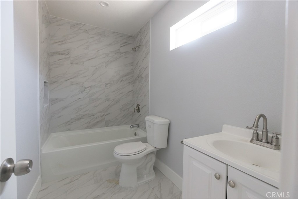 651 Ward - Photo 9