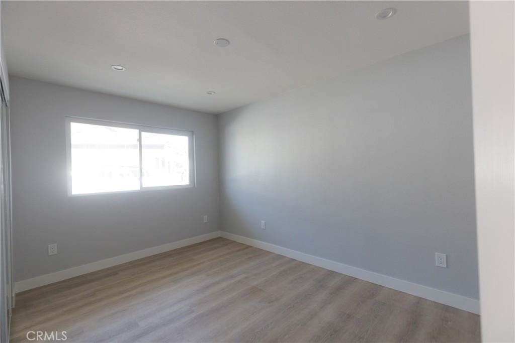 651 Ward - Photo 8