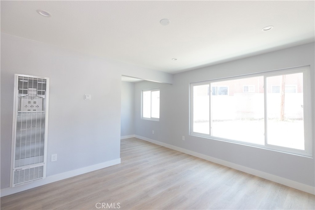 651 Ward - Photo 7