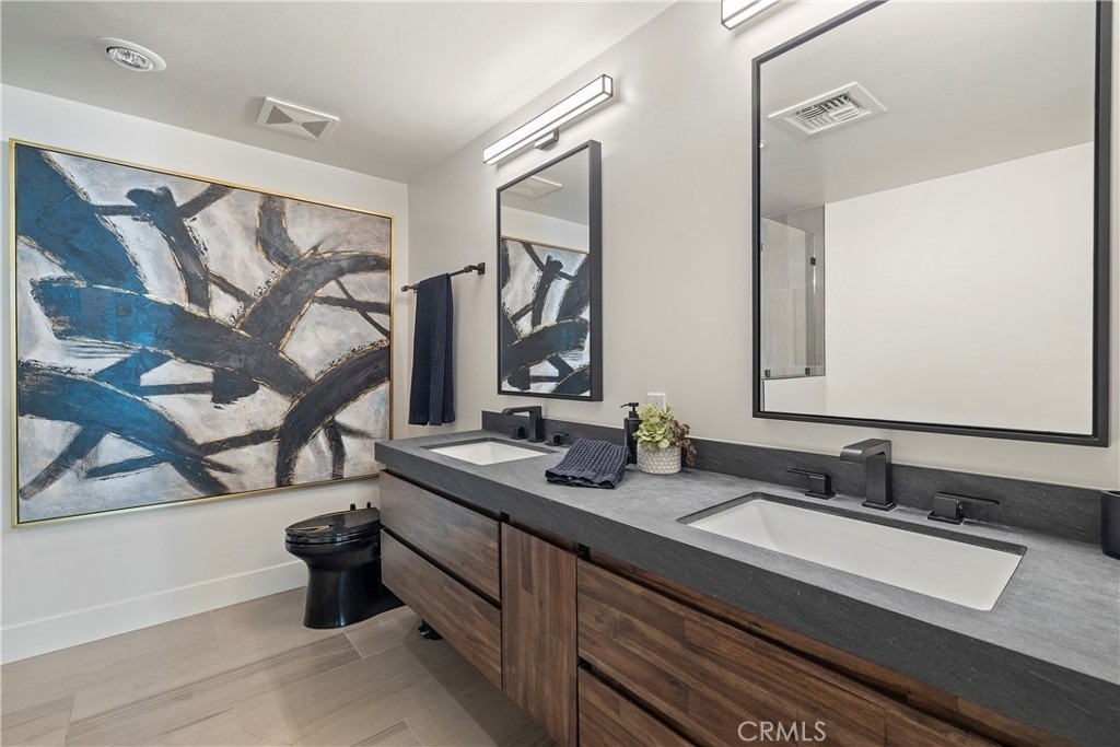 3141 Michelson - Photo 20
