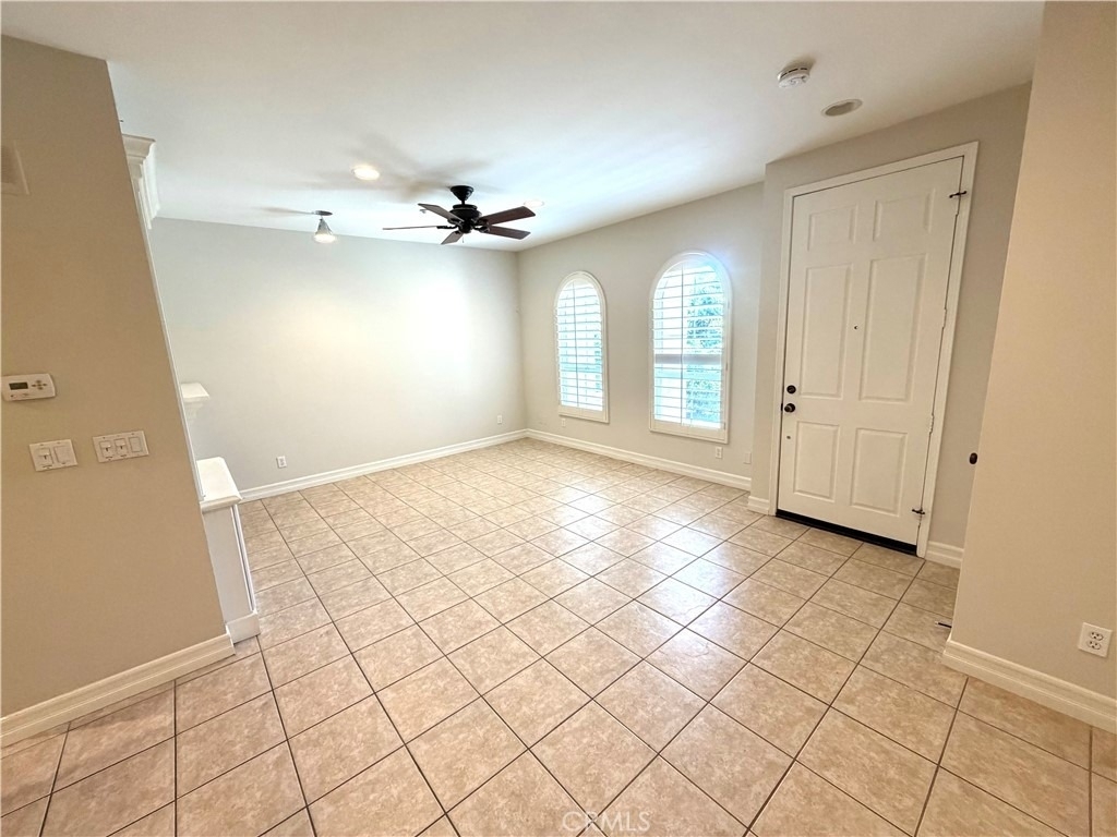 108 Calle Campanero - Photo 1