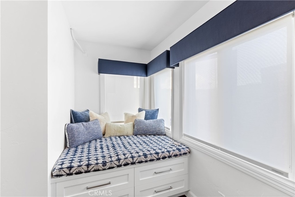 215 E Edgewater - Photo 13