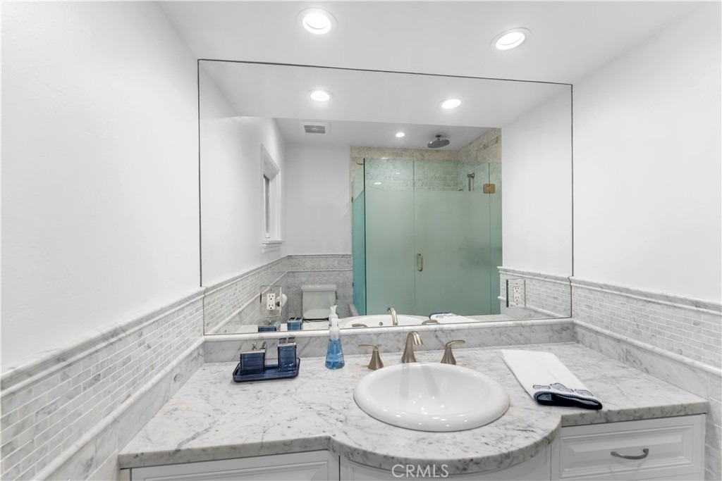 215 E Edgewater - Photo 26