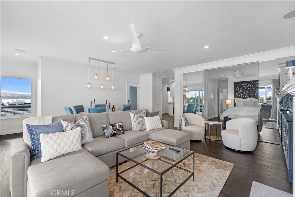 215 E Edgewater - Photo 18