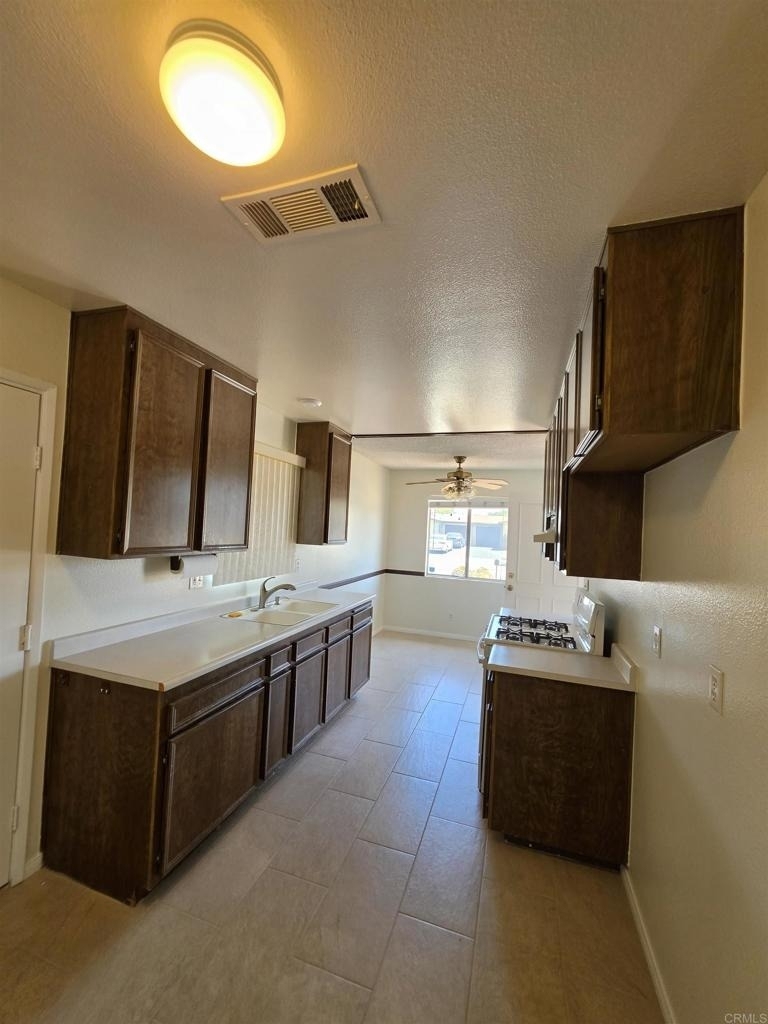 601 Corona Street - Photo 9
