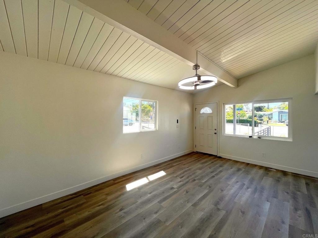 803 N Citrus Avenue - Photo 1