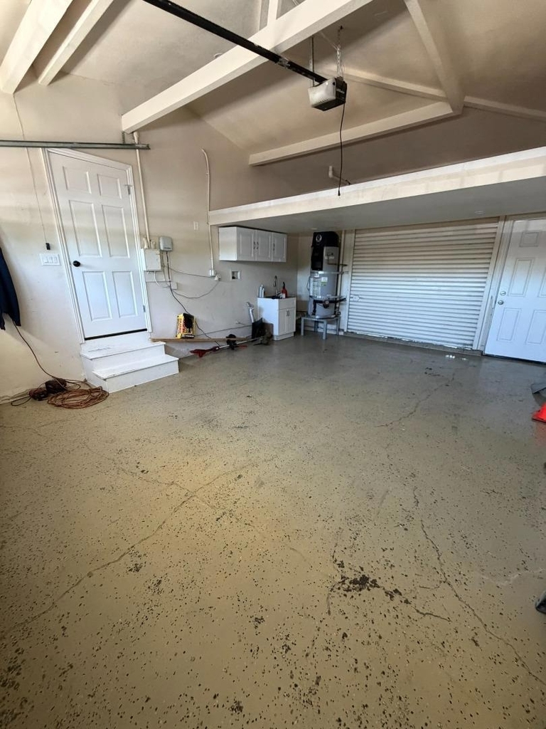 330 Berry Avenue - Photo 9
