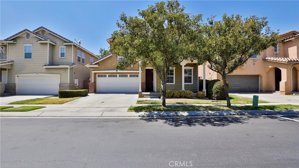 1765 Yvonne Court - Photo 1