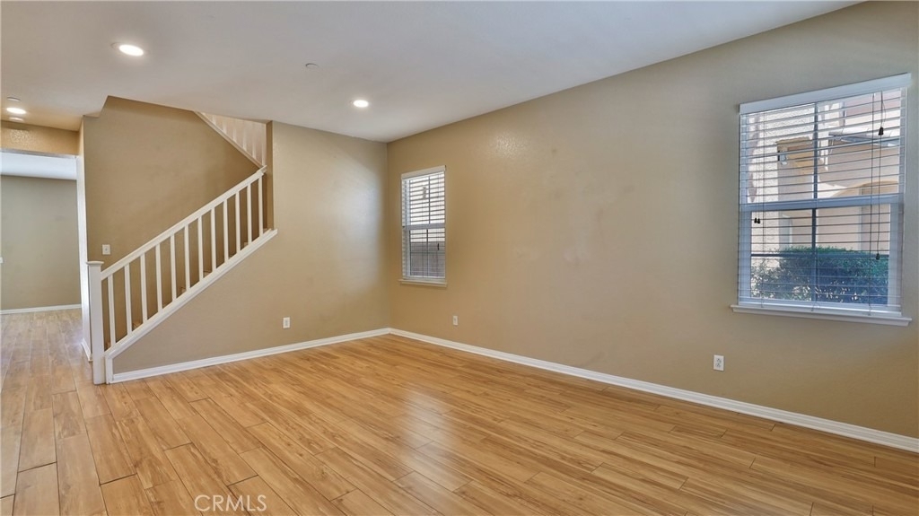 1765 Yvonne Court - Photo 3