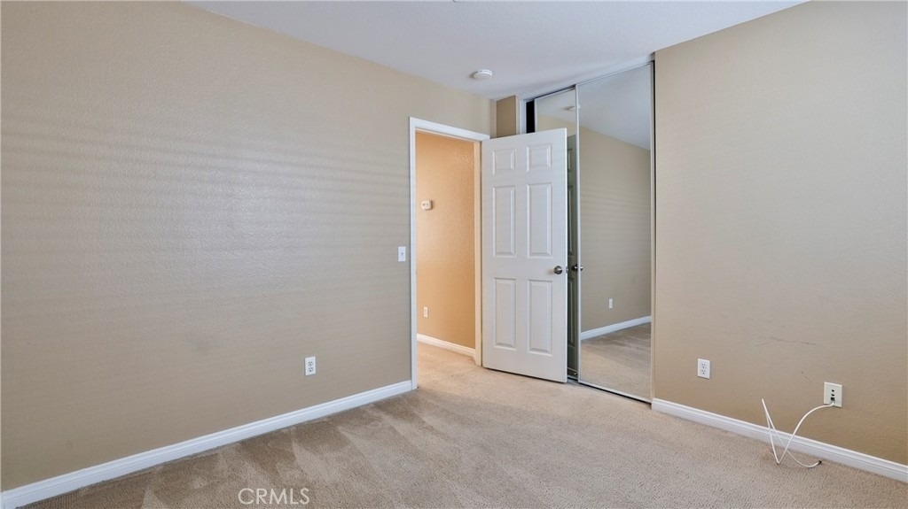 1765 Yvonne Court - Photo 29