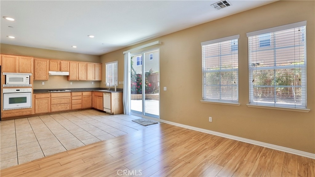 1765 Yvonne Court - Photo 10