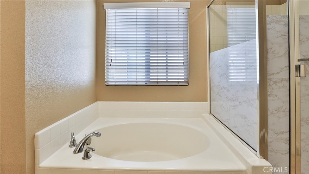 1765 Yvonne Court - Photo 25
