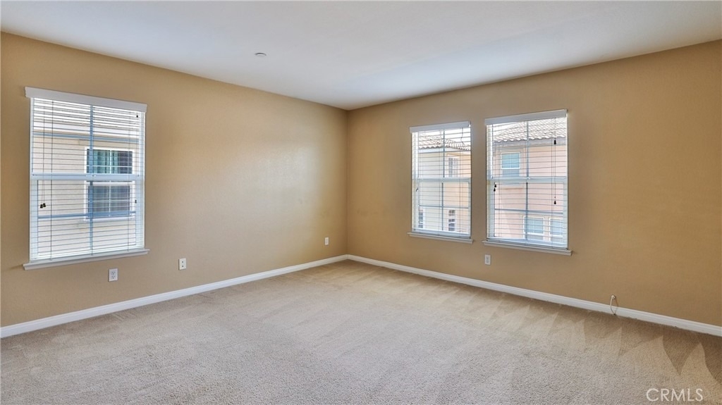 1765 Yvonne Court - Photo 20