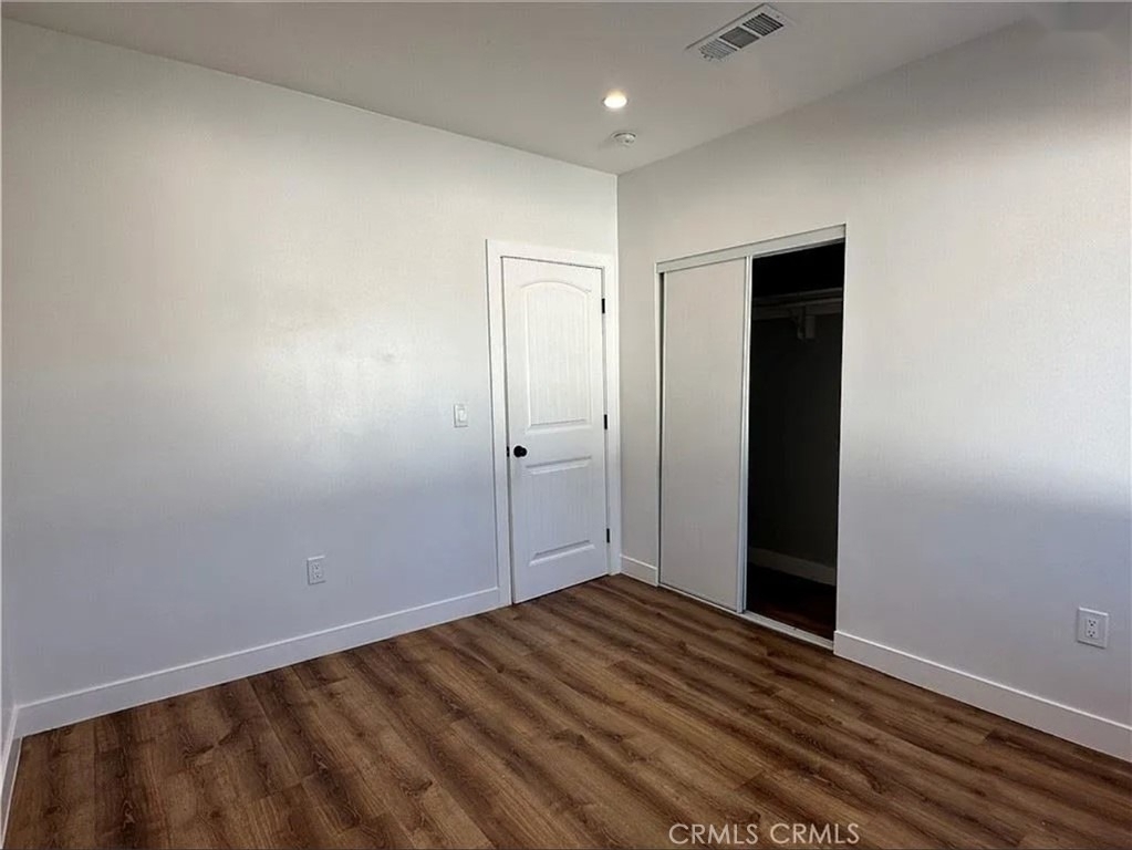 1548 W 7th St - Photo 9