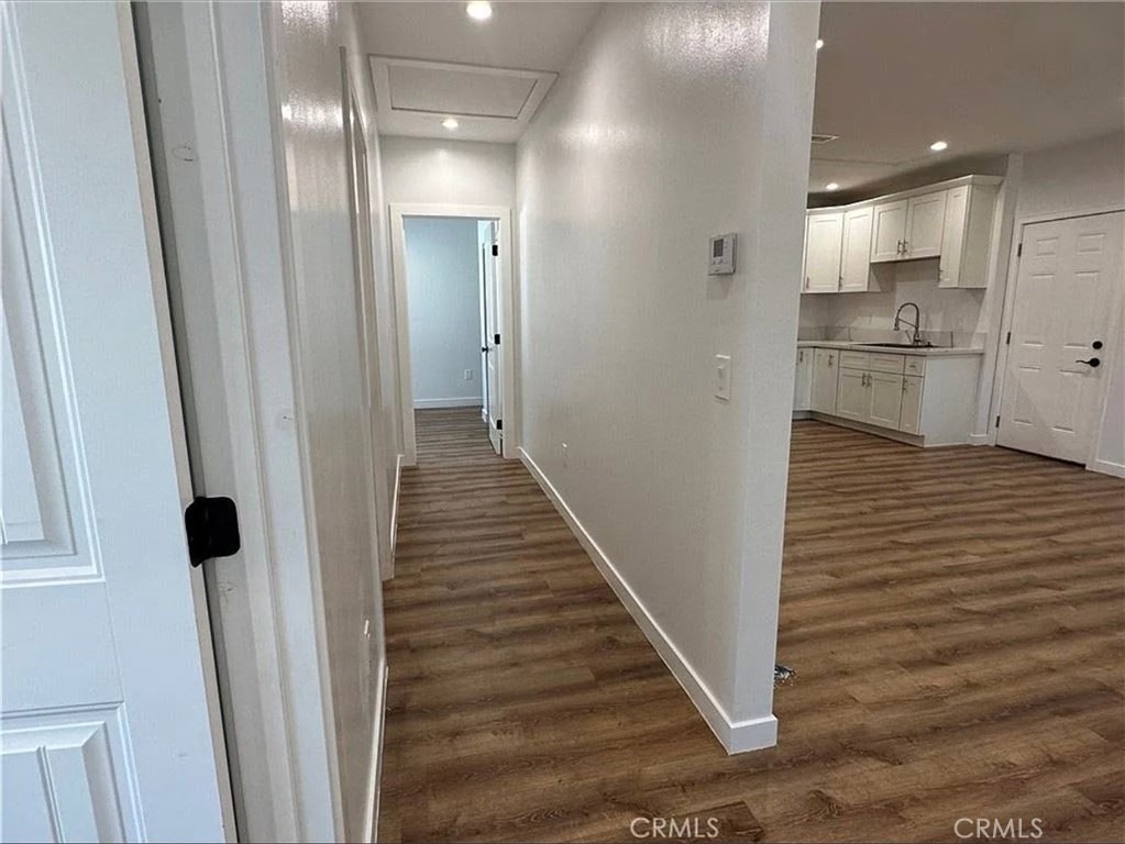 1548 W 7th St - Photo 5