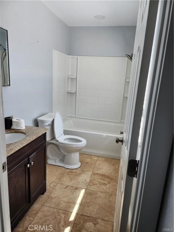 161 Mayfair - Photo 4