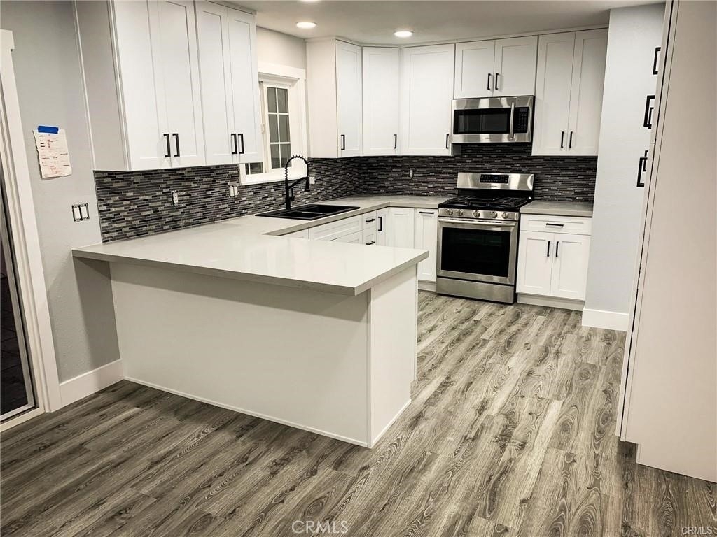 161 Mayfair - Photo 1