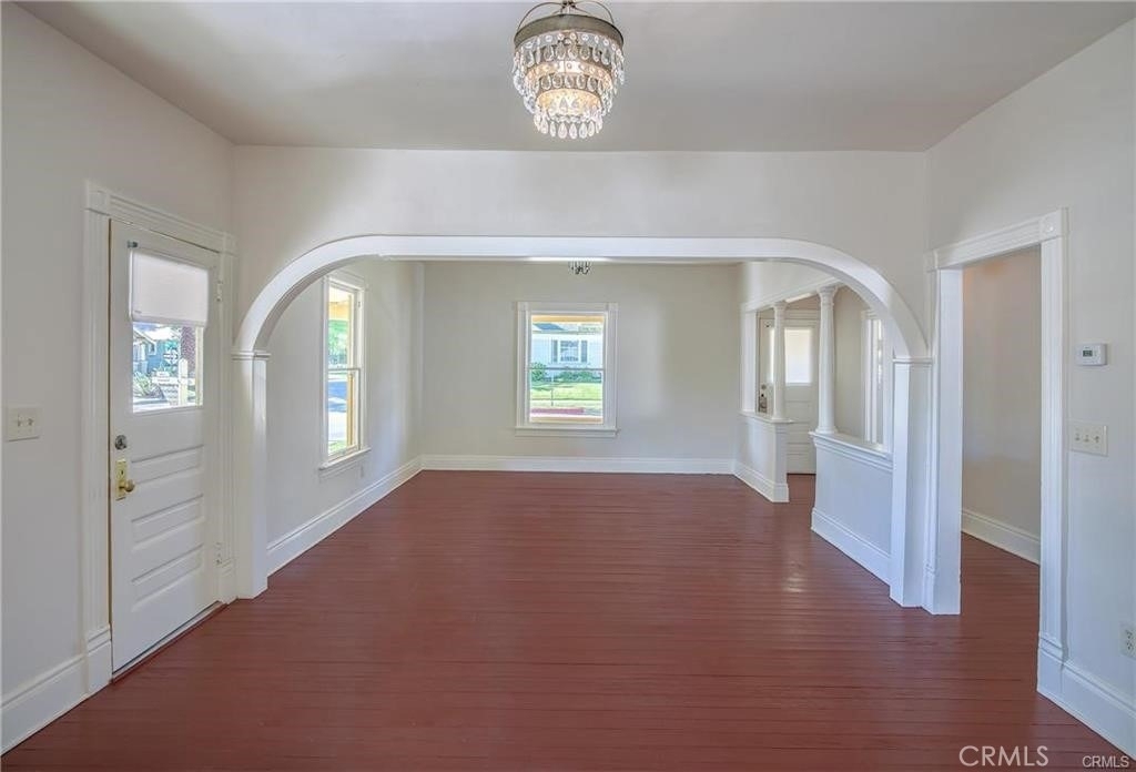 3894 Pine Street - Photo 9