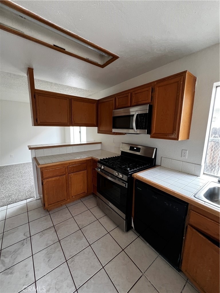1195 Bautista - Photo 21
