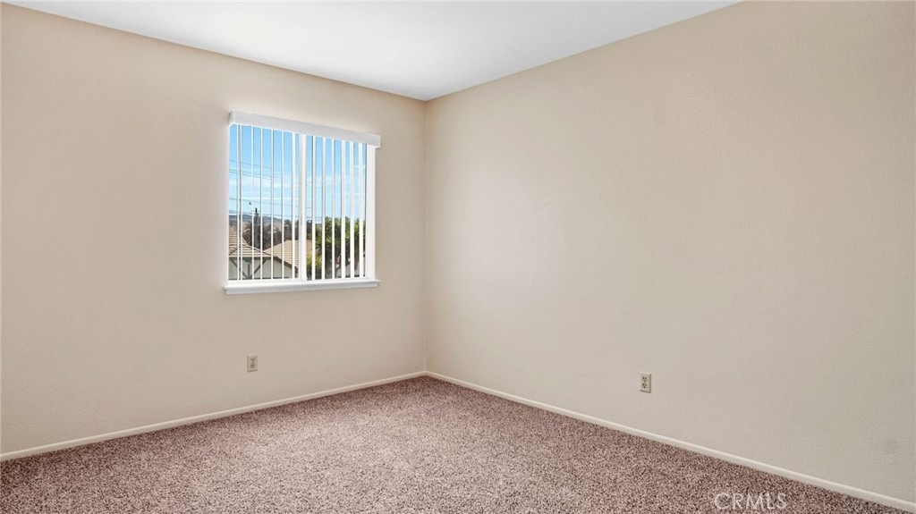 26342 Snowden Avenue - Photo 22