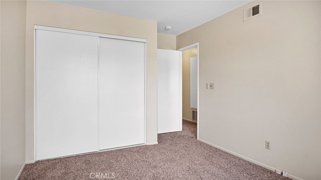 26342 Snowden Avenue - Photo 23