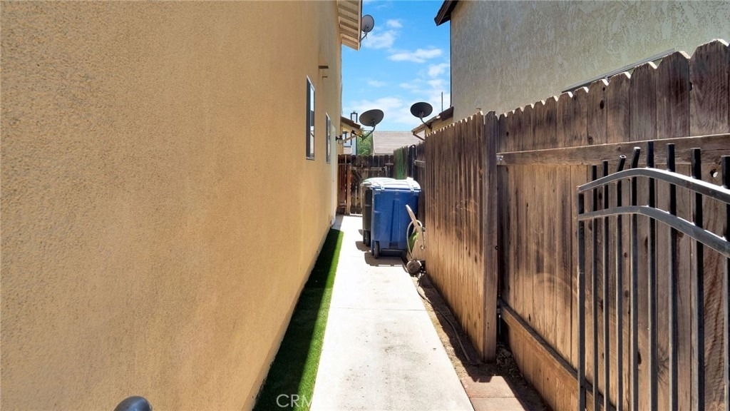 26342 Snowden Avenue - Photo 39