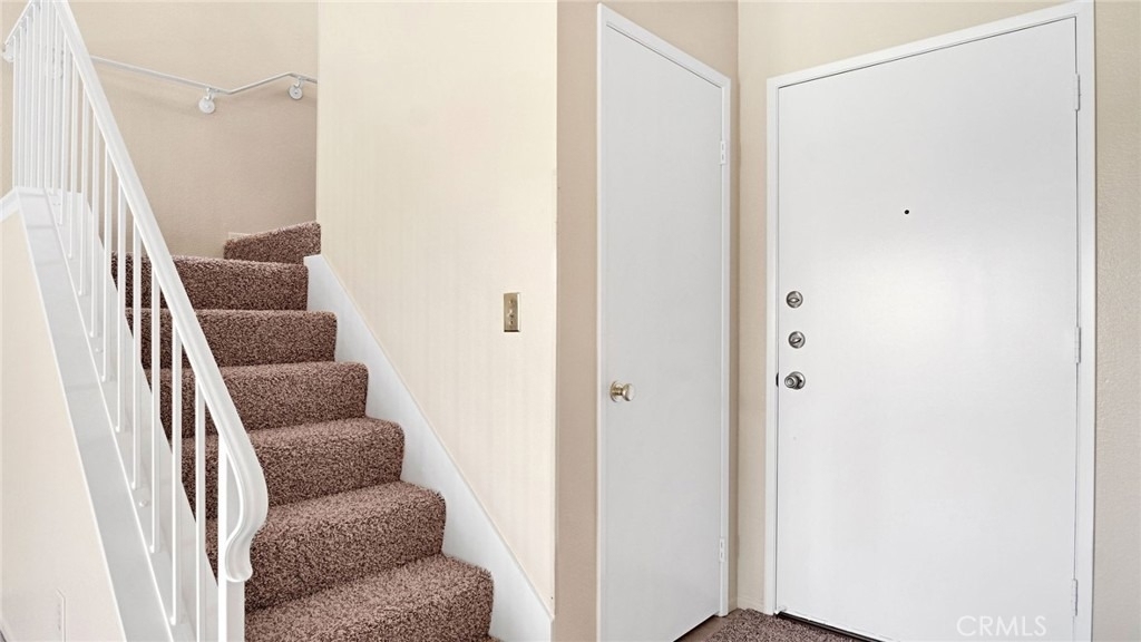 26342 Snowden Avenue - Photo 12