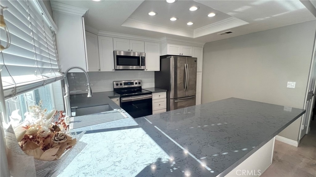 5578 Cajon - Photo 12