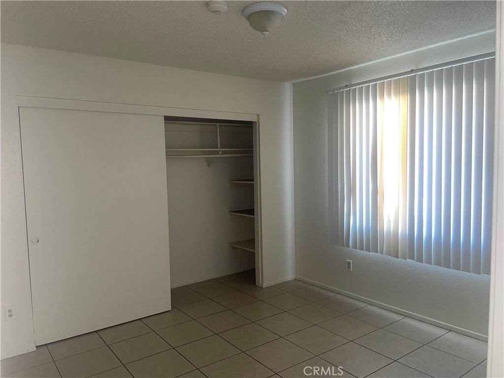 15392 Bear Valley Road - Photo 3