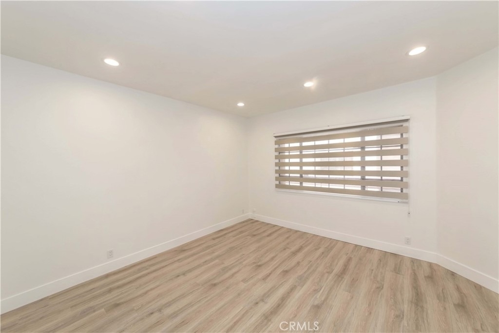 941 W Carson - Photo 11