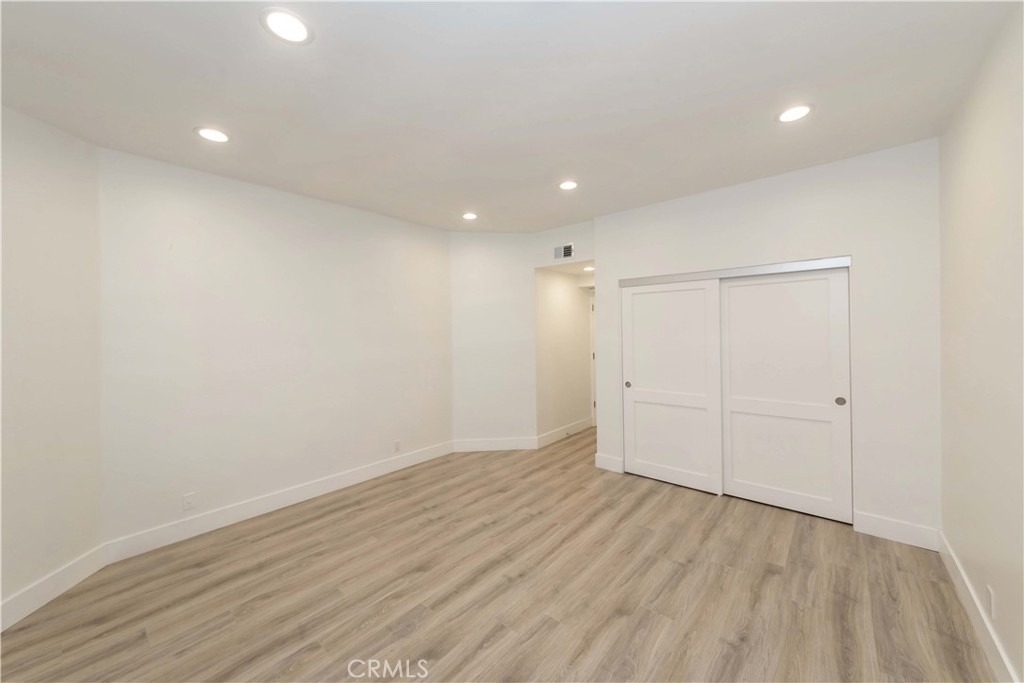 941 W Carson - Photo 10