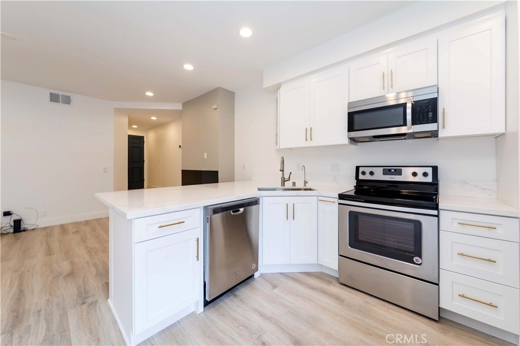 941 W Carson - Photo 7