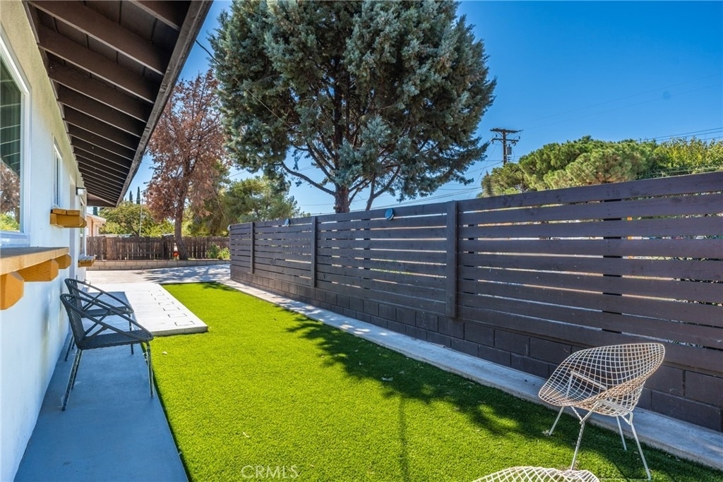 9925 Redwood - Photo 14