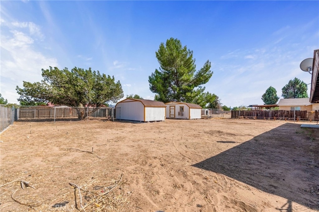 9925 Redwood - Photo 16