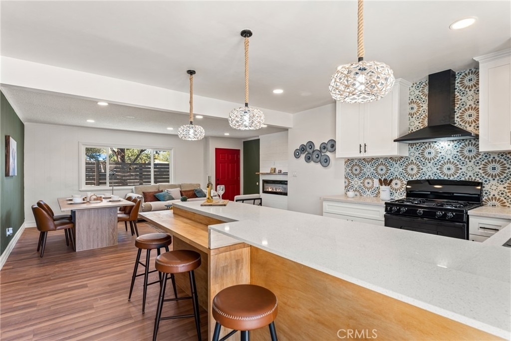9925 Redwood - Photo 0