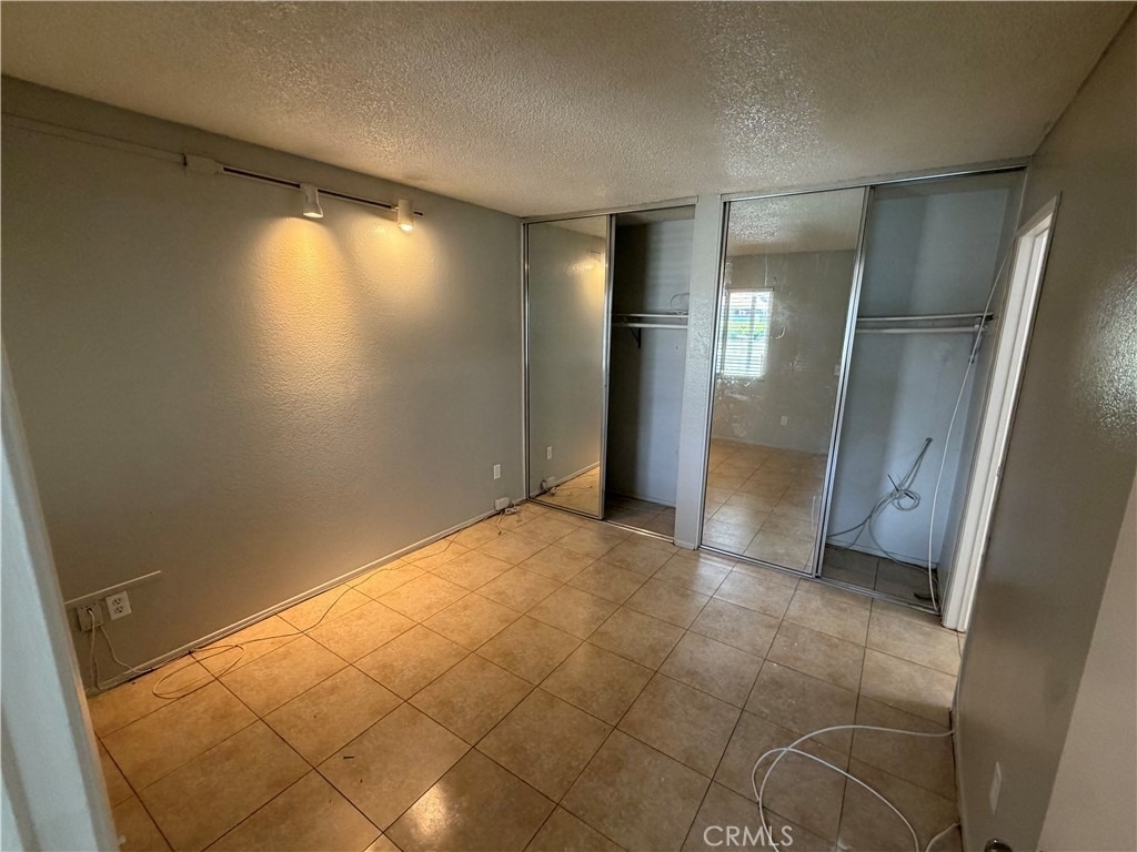 3732 Oak Creek - Photo 8