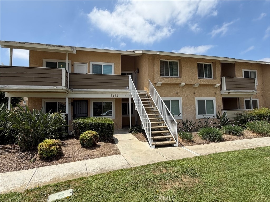 3732 Oak Creek - Photo 0