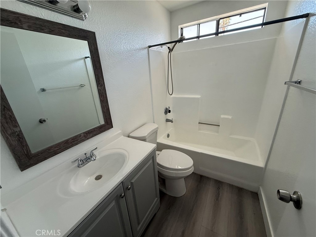 211 Magnolia - Photo 6