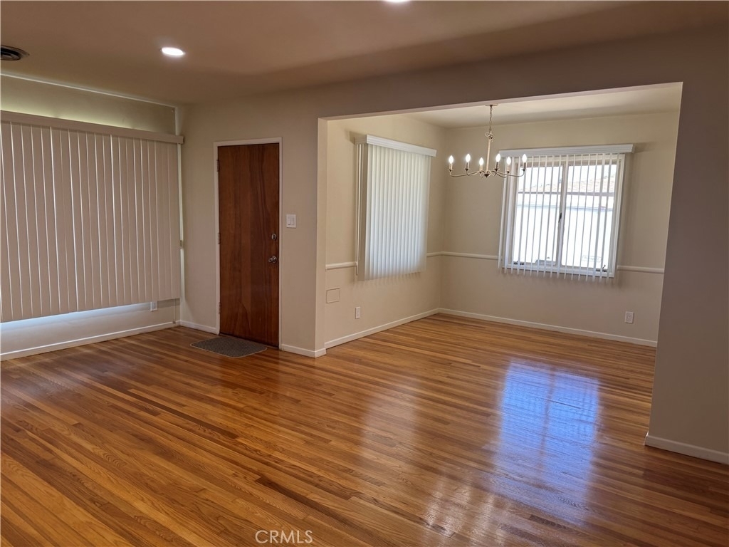831 W Harvard Place - Photo 5