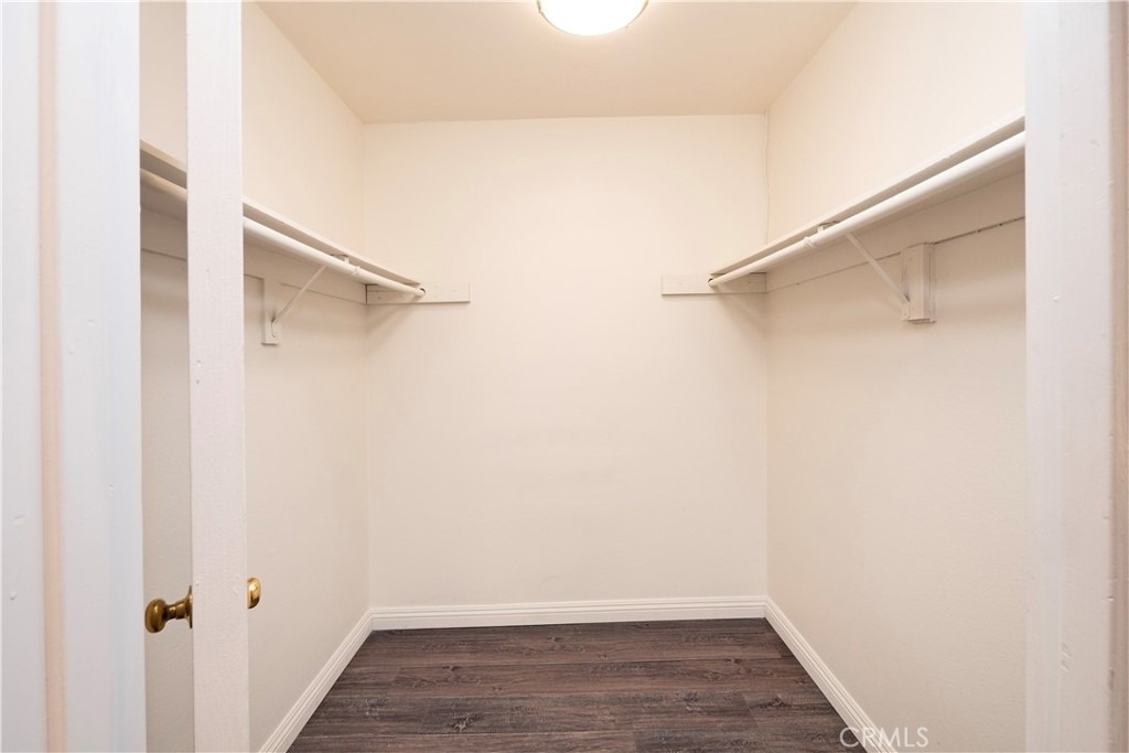 328 W 7th - Photo 17