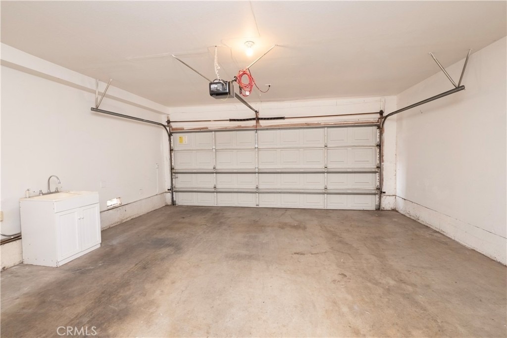328 W 7th - Photo 29
