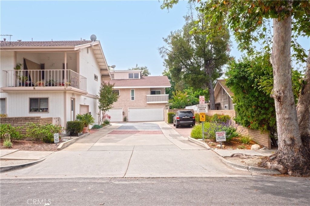 328 W 7th - Photo 36
